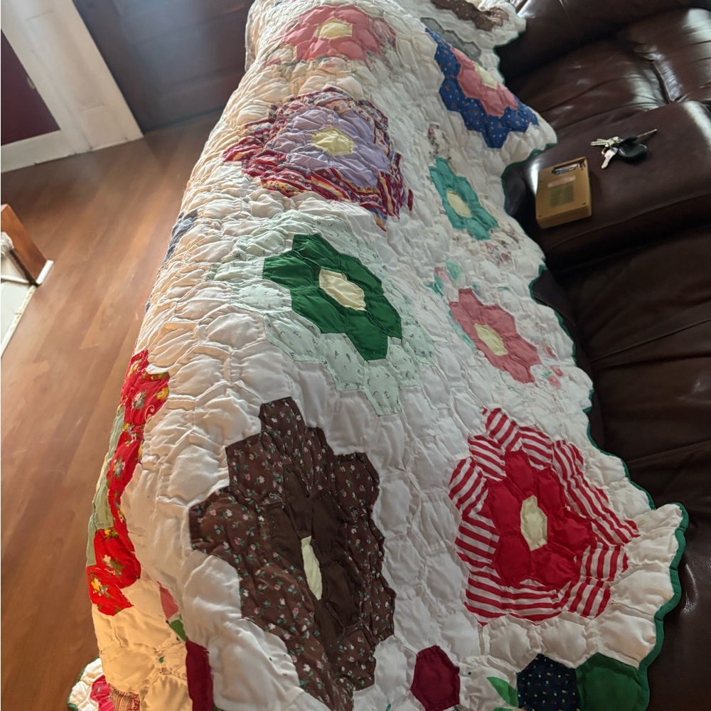 Floral Patchwork Quilt - Multicolor - Picture 2 of 14